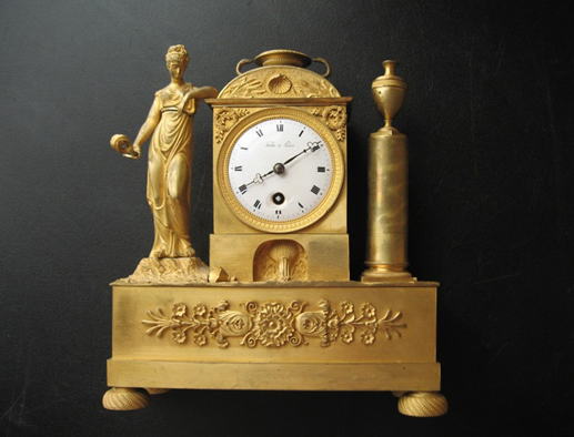 Кабинетные часы первой трети XIX века бронза золочение Франция